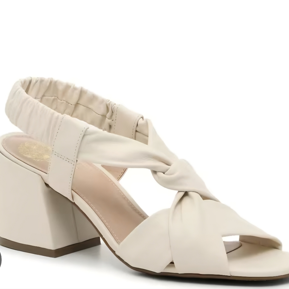 Vince Camuto Womens Santiel Sandals. Off White Size 9.5. Never Worn